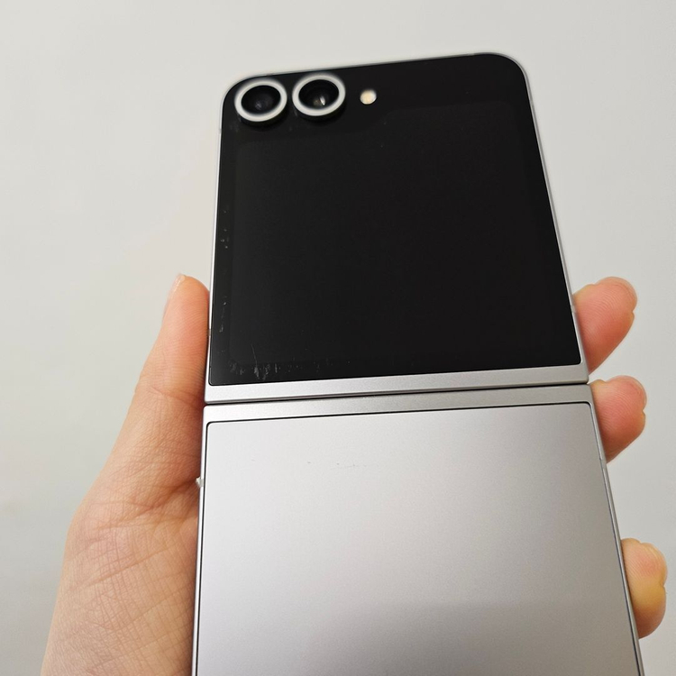 갤럭시 Z플립6 / S급 / 3-20--6