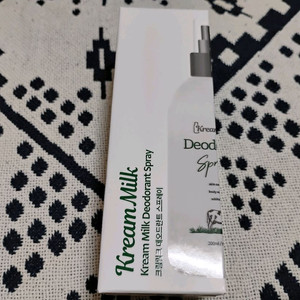 크림밀크 데오드란트 스프레이 200ml 미개봉