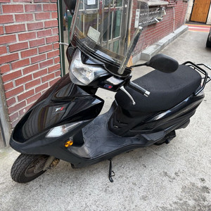 125cc 스쿠터 이미지