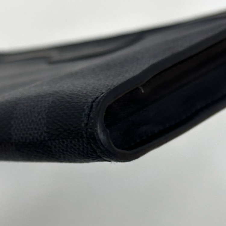 루이비통 다미에 그라파이트 24시간 클러치백 이미지