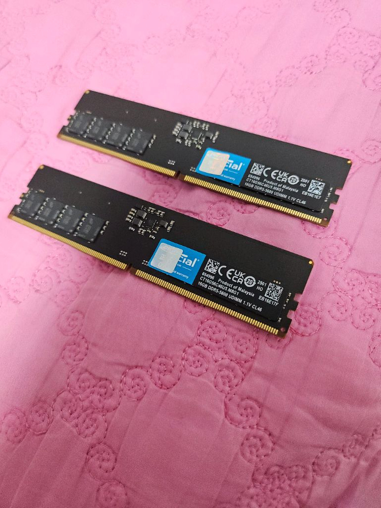 마이크론 DDR5 5600 16GB 2장--3