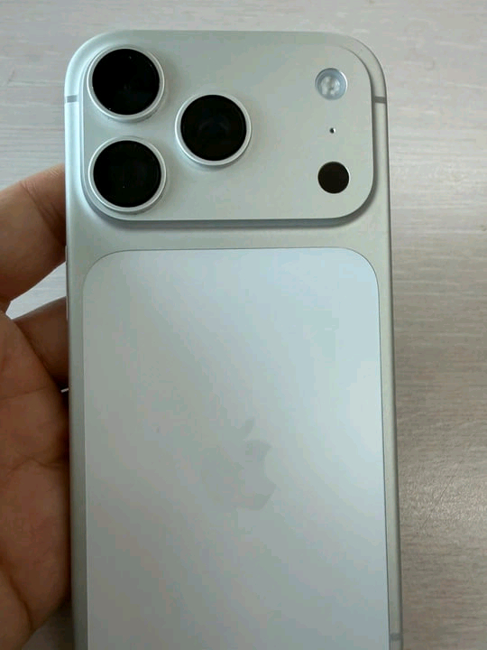 아이폰 17프로 256 S급 배터리 성능 100%--11