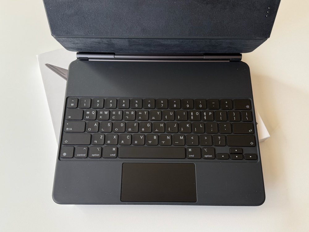 아이패드 애플정품 12.9인치 매직키보드 A2480 한영자판 블랙 풀박스--3