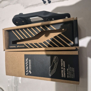 캐니언 콕핏 가민마운트 팝니다