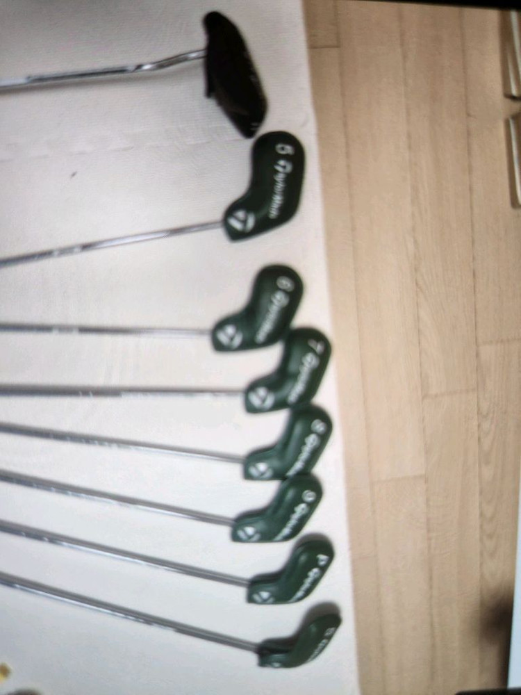 테일러메이드 m4 골프채 세트. 골프백. 거리측정기등 일괄 팝니다--4