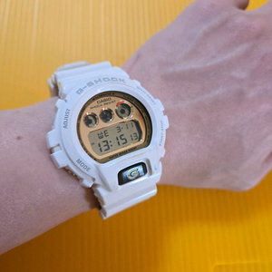 지샥 G-SHOCK DW-6900 얼짱이 이미지