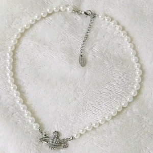 비비안웨스트우드 진주 목걸이