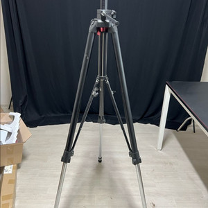 맨프로토 058B 대형삼각대