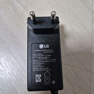 LG 로봇청소기 충전기