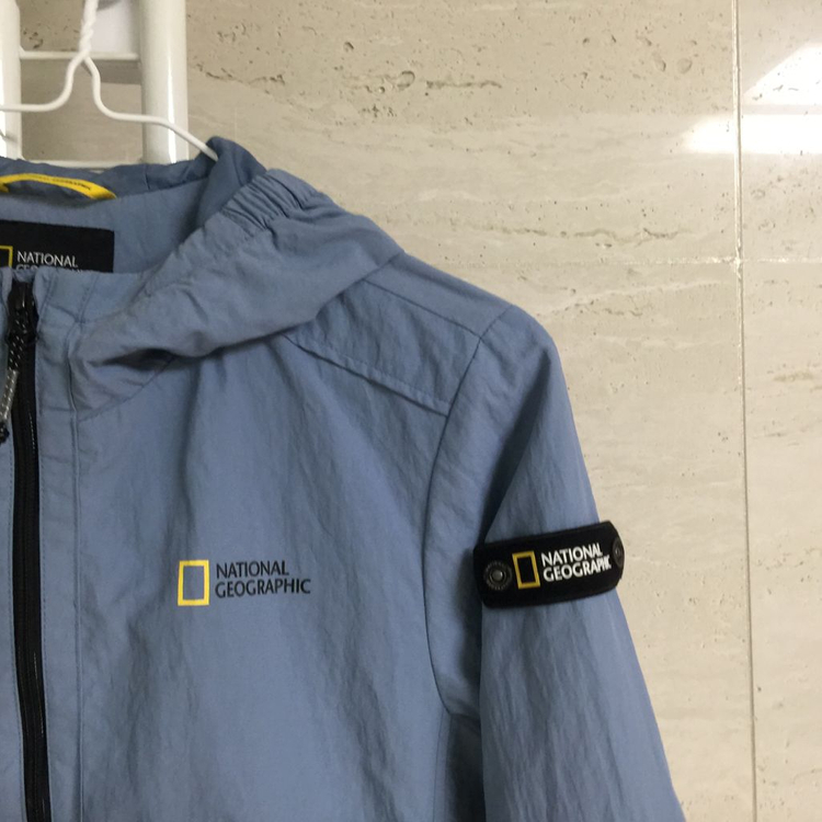 내셔널지오그래픽 키즈 후드 바람막이 150 이미지