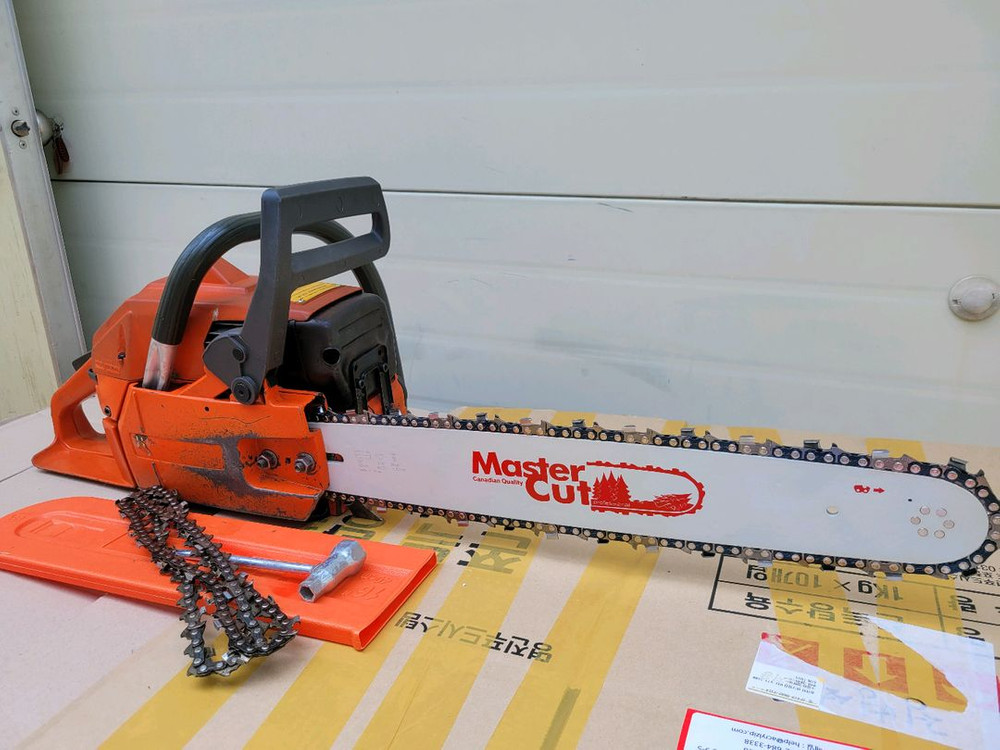 허스크바나 266XP 엔진톱--2