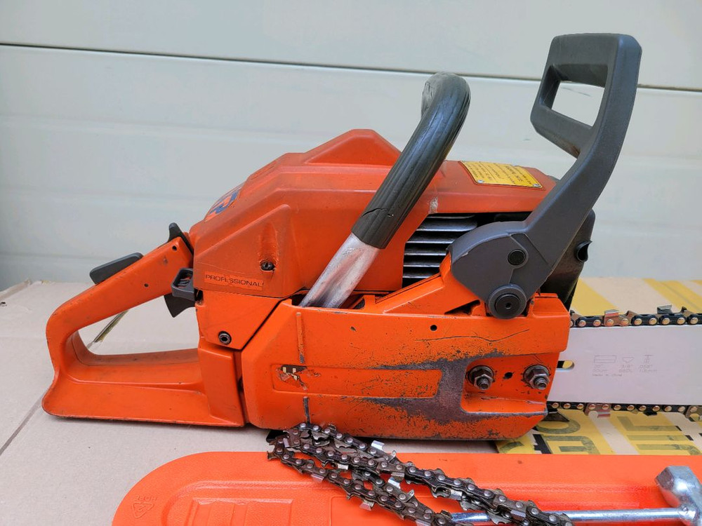 허스크바나 266XP 엔진톱--3