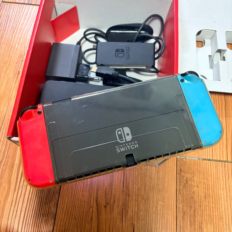 닌텐도 스위치 OLED 블루/레드 게임기 풀박스 이미지