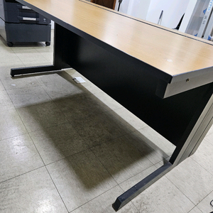 사무실 책상 무료나눔