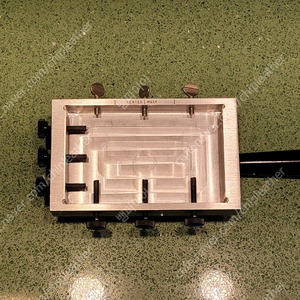 킹슬리 M-101 대형 홀더