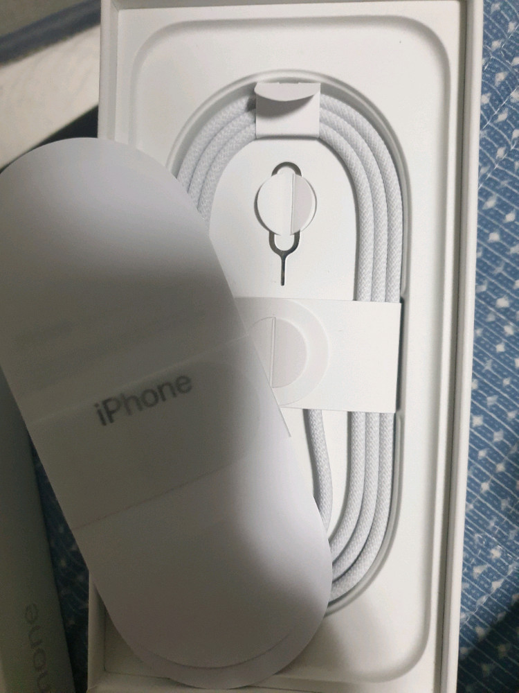 아이폰17프로 256GB 실버 자급제--7