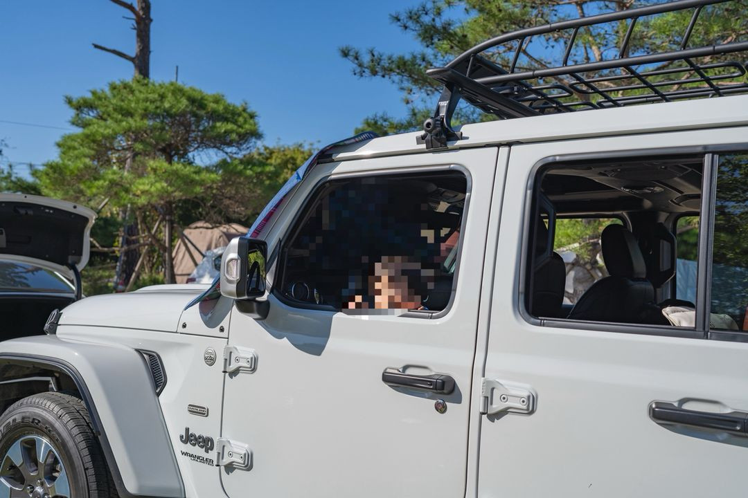 루프랙 캠핑카 루프랙 이미지