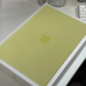 (미개봉) 맥북 네오 시트러스 256gb
