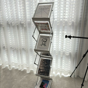 스트라텀 미드센츄리모던 접이식 매거진랙 6단 이미지