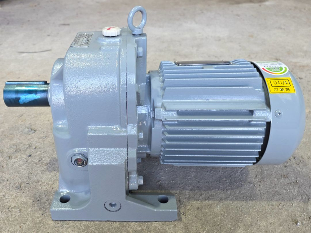 기어드감속기모터, 172형, 2HP, 1/120, 삼양감속기, 최고품질 중고 기어드감속기모터 판매 이미지
