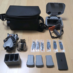 DJI Mini 5 Pro 플라이 모어 콤보 (DJI RC 2 포함)