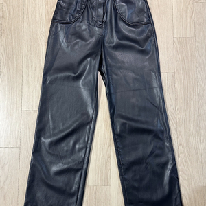 마뗑킴 faux leather pants 가죽 팬