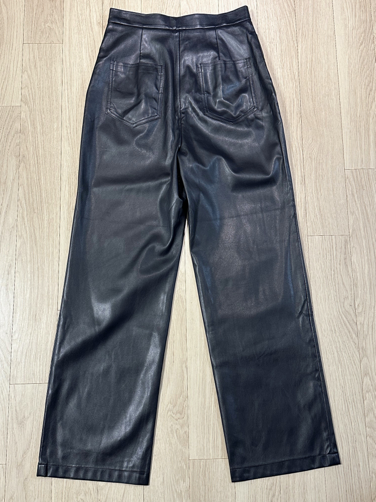 마뗑킴 faux leather pants 가죽 팬--1