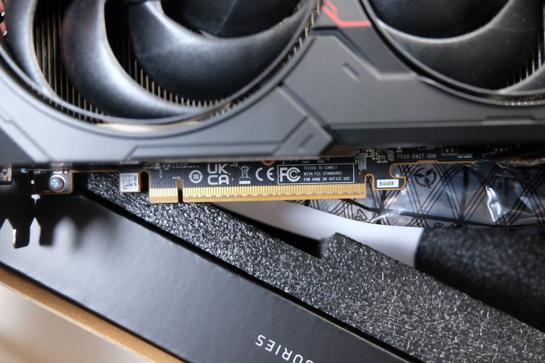 사파이어 라데온 RX 9070XT 펄스 이미지