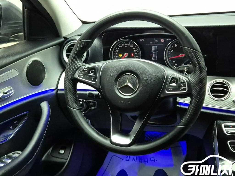 [벤츠]E-클래스 W213 E200 아방가르드 (5인승) #3월급매--8