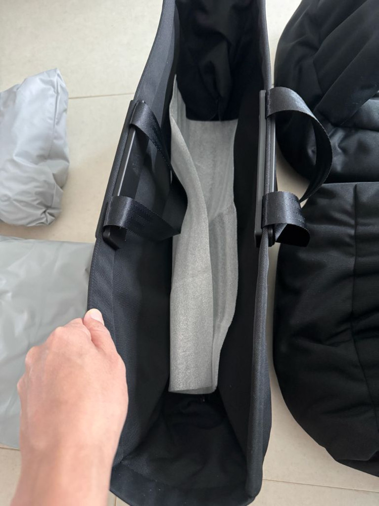 쌍둥이 유모차 세트 이미지