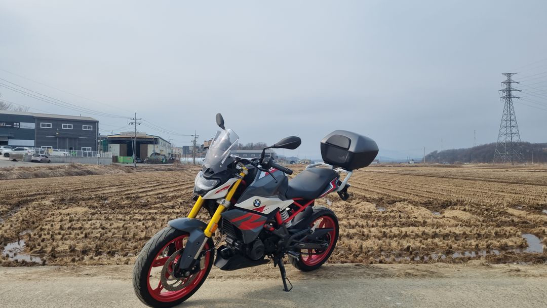 bmw g310r 22년식/1만6천키로수/신형/급매--2