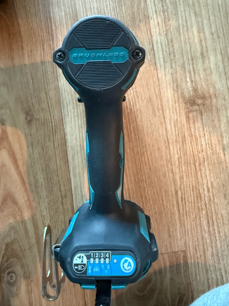 마끼다 일제 173 세트6ah베터리x2--4