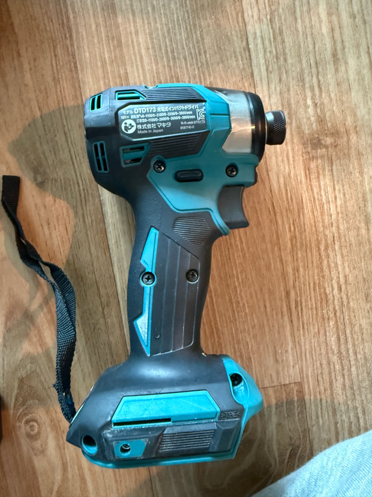 마끼다 일제 173 세트6ah베터리x2--6