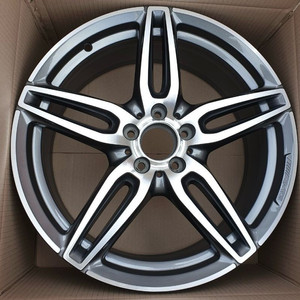 벤츠 E클래스 AMG 19인치휠 앞 딱 1개