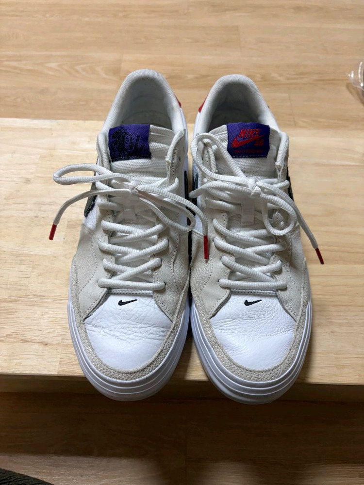 나이키 줌 포고 플러스 스니커즈 275--2