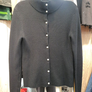 산드로(Sandro) 정품 진주 버튼 하이넥 골지 가디건 (상태 좋음)