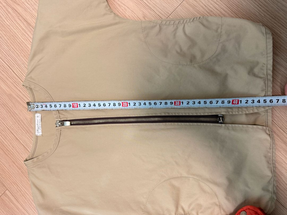 베이지 자켓 면 바람막이+ 블루독 주황퀼팅 조끼 80-90 사이즈 정도 이미지