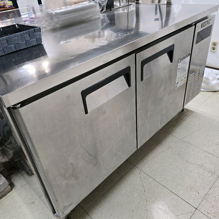 업소용 스테인리스 냉장냉동 간냉식 테이블냉장고 1500--0