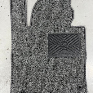 현대 더뉴 그랜저IG (페이스리프트 포함) 2019.11~ 코일매트 운전석, 엣지 있음