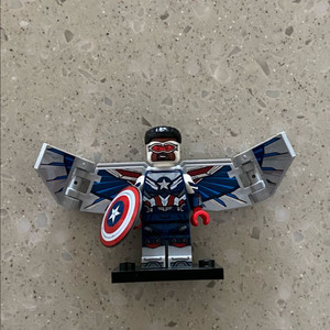레고 캡틴아메리카 팔콘