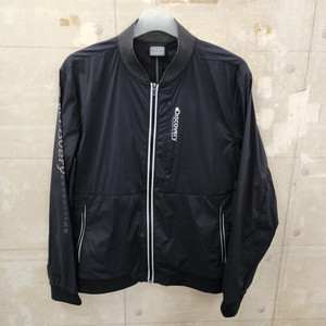 (100)디스커버리 정품 남성 경랑 바람막이 점퍼/100/상태우수