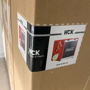 코카콜라 미니 냉장고 새제품 팝니다. 음료냉장고 와인냉장고 이미지