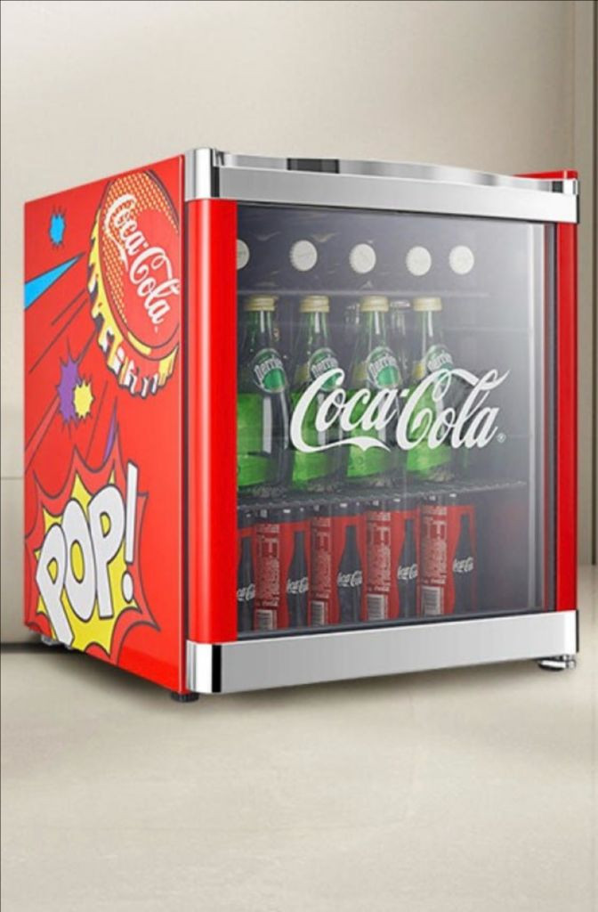 코카콜라 미니 냉장고 새제품 팝니다. 음료냉장고 와인냉장고 이미지
