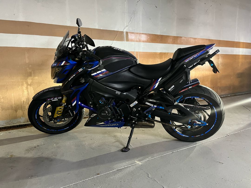 스즈키gsx-s1000 이미지