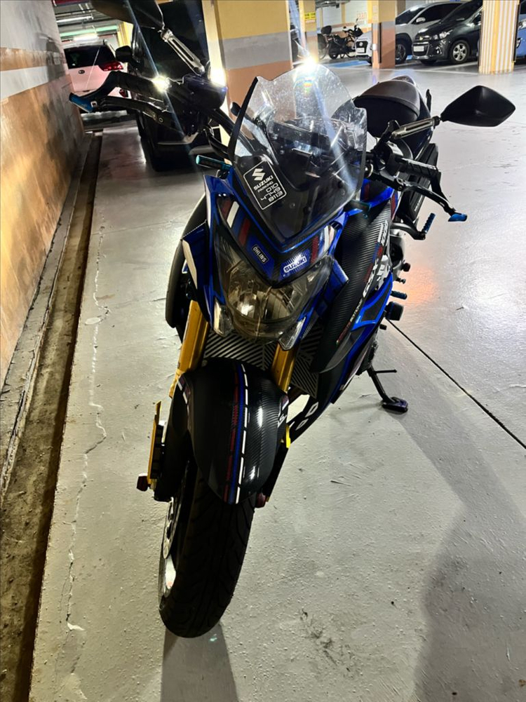 스즈키gsx-s1000 이미지