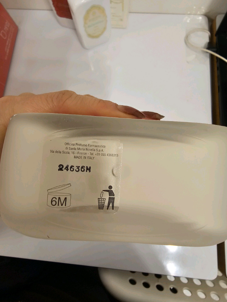 산타마리아노벨라 로사 가데니아 플루이드 크림 250ml 새 제품--1