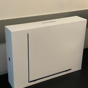 [미개봉] 애플 맥북에어 13 M5 미드나이트 (16gb / 512gb)