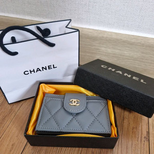 샤 퀼팅 카드지갑