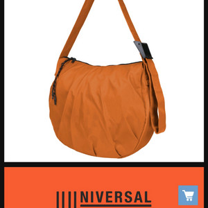 UNIVERSAL OVERALL 유니버셜 오버롤 나일론 호보백 미사용품 이미지