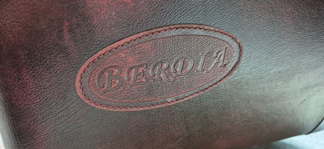 체스터필드 이태리 마스트로또 전체 천연가죽3+1인 소파 이미지